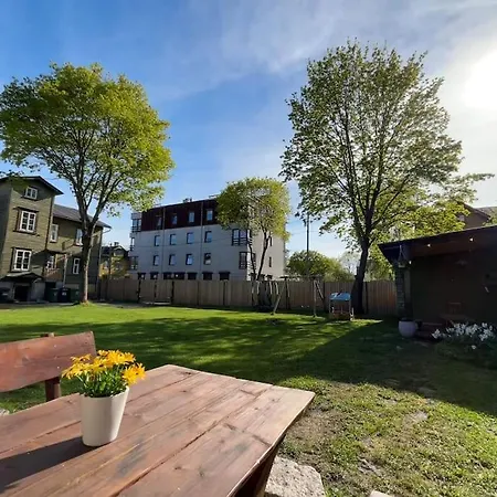 Apartment Garden Next To Telliskivi & Old Town