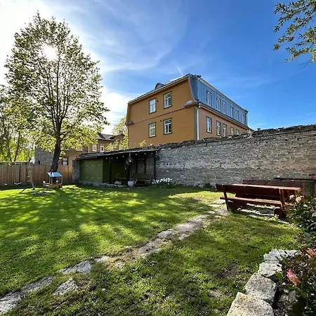 Lägenhet Garden Next To Telliskivi & Old Town
